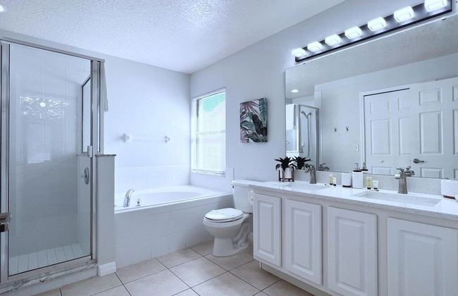 Beautifuly 5bd Pool Gm Hm, Legacy Park-409cr 5 Bedroom Home by RedAwning - Foto 19