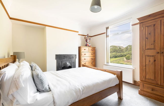 Host Stay The Willows - Photo 2