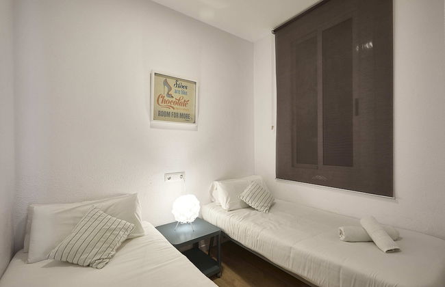 BBarcelona Clot Apartments - Photo 47