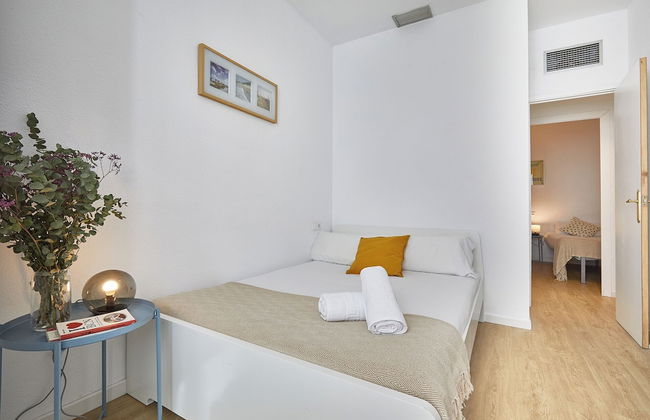 BBarcelona Clot Apartments - Photo 3