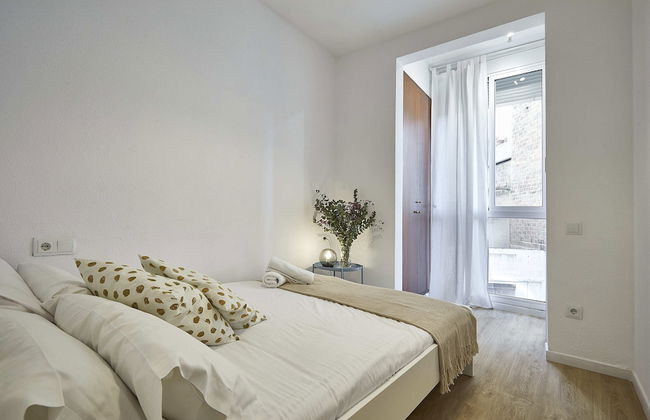 BBarcelona Clot Apartments - Photo 42