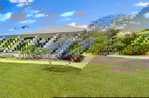 Foto 49 - Beach Cottage 3 Bed 2 Bath Heated Pool Free Golf Cart Bring Your Boat RV Private 1AC lot