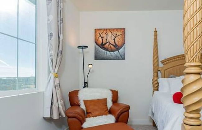 Luxurious Ontario Townhouse Ideal Family Retreat - Foto 15