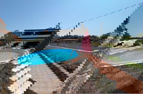 Photo 1 - Charming Home With Pool in Barbariga
