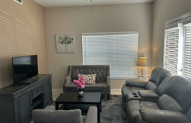Charming Townhouse Near Disney - Foto 2