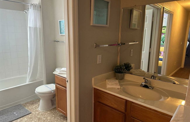 Charming Townhouse Near Disney - Foto 20