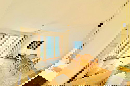 Foto 2 - Unique by Grand Apartments