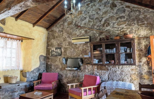 Tejeda Mountain Villa Retreat, In the Very Heart - Photo 10