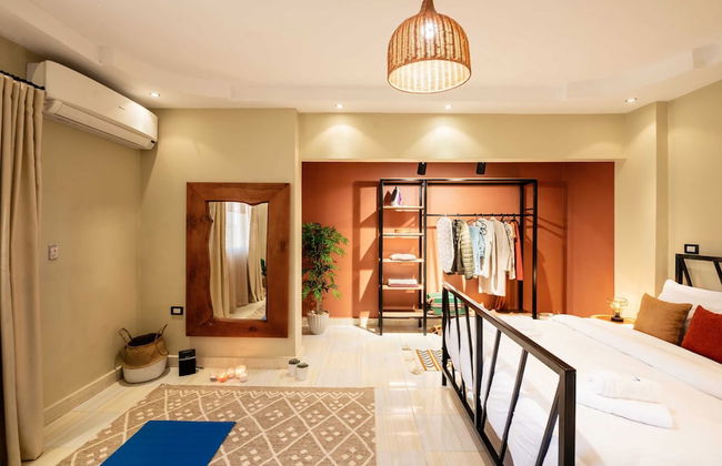 Xuru Stays I Play Foosball & Do Yoga - 1 BR Apt. 5 Min To Airport - Foto 6