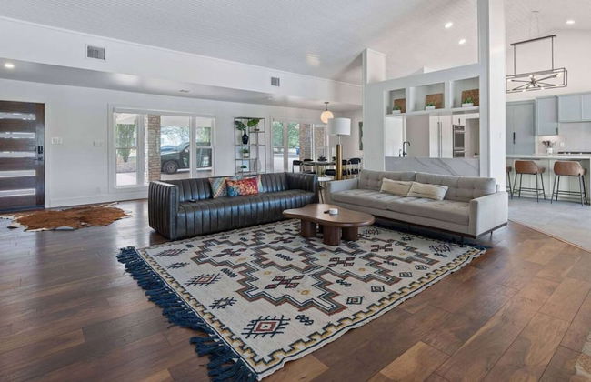 Luxurious Modern Retreat With Private Pool Patio - Foto 1
