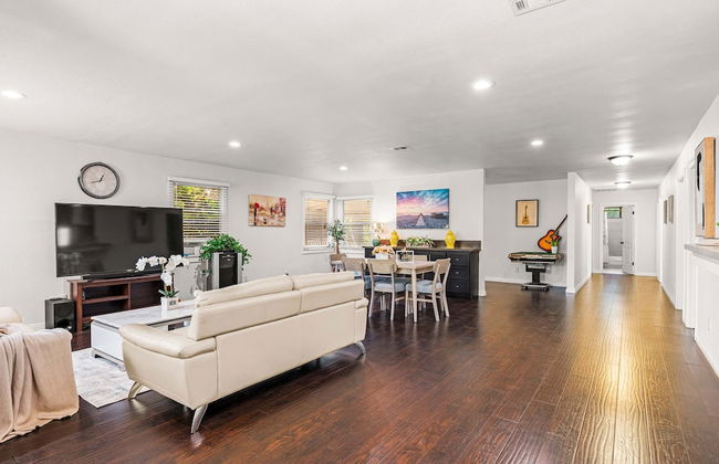 Comfortable Pasadena Retreat With Good Location - Foto 14