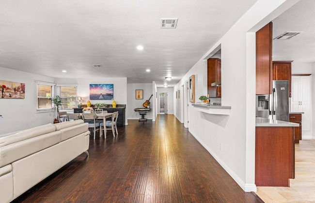 Comfortable Pasadena Retreat With Good Location - Foto 8