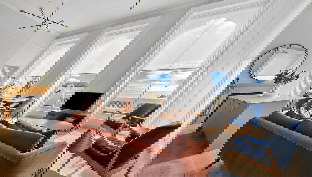 Primary image