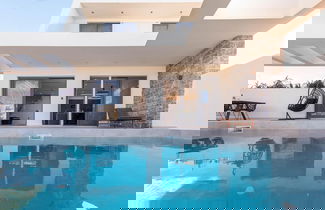 Foto 1 - Aethra Deluxe Villa With Pool 700m From Beach