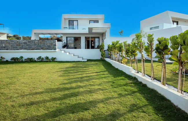 Aethra Deluxe Villa With Pool 700m From Beach - Photo 17