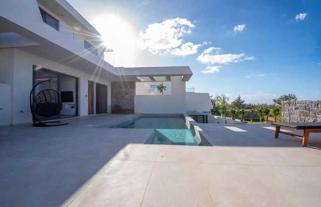 Aethra Deluxe Villa With Pool 700m From Beach - Photo 15