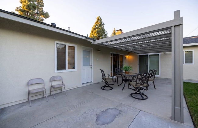 Marbella Lane - Charming 4BR Bungalo for Relaxing Retreat - Foto 29