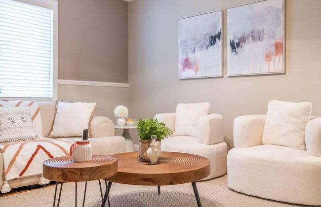 Marbella Lane - Charming 4BR Bungalo for Relaxing Retreat - Foto 24