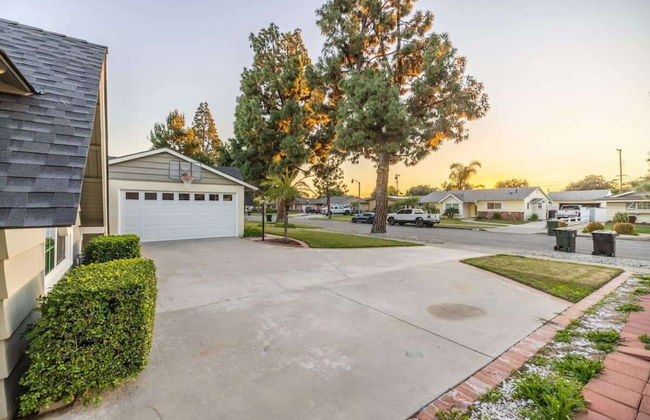 Marbella Lane - Charming 4BR Bungalo for Relaxing Retreat - Foto 39