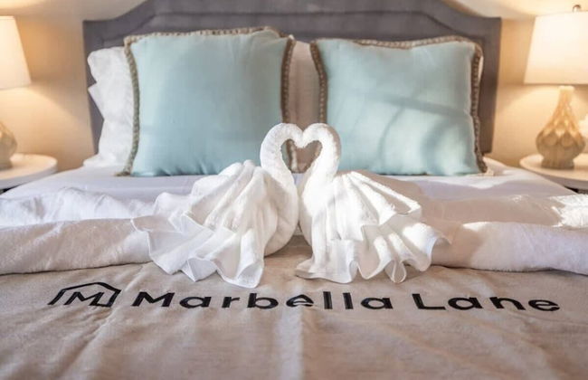 Marbella Lane - Charming 4BR Bungalo for Relaxing Retreat - Foto 13