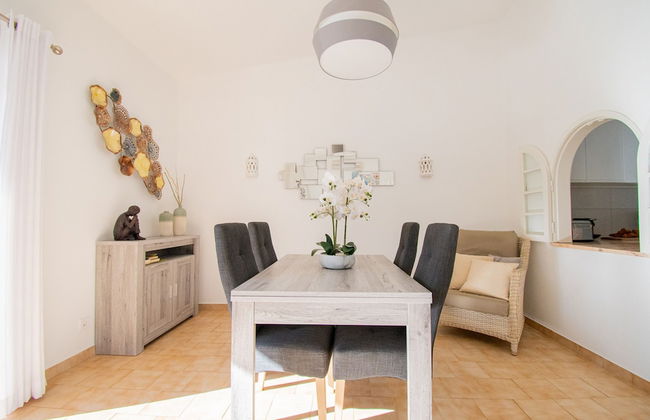 99 ADM Casa Mendes Fabulous Townhouse With Share - Foto 17
