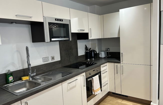 1-bed Apt, Sleeps 4, Central To Shops & Transport - Photo 10