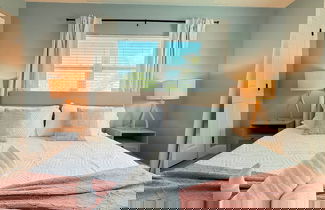 Foto 2 - Spacious Modern King bed Game Room More