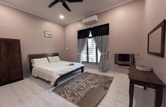Nurbayu Villa (3 and 4 bedroom Villa) Kemaman - Foto 7