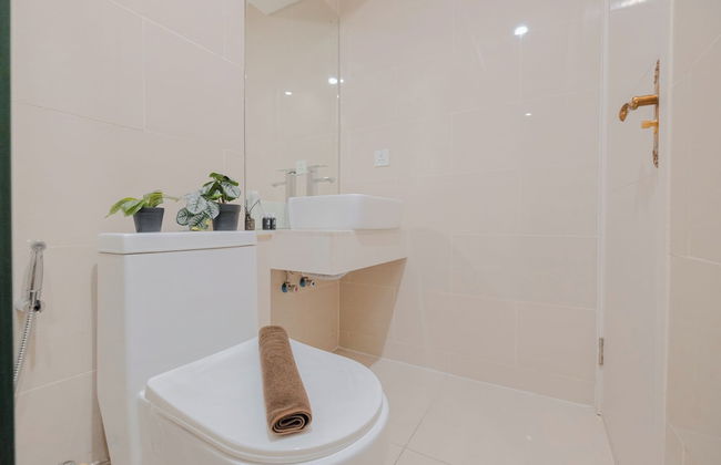 Modern And Comfy Studio At Daan Mogot City Apartment - Foto 12