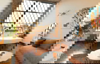 Photo 1 - Sosuite Studio Penthouse w W/d, Gym, On-site Bar