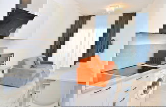 Photo 1 - Colorful Suite Overlooking the sea