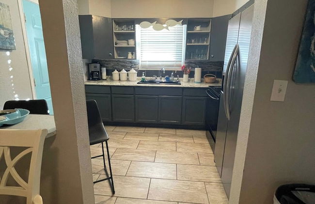 1BR Apartment in Historic Galveston - Photo 22