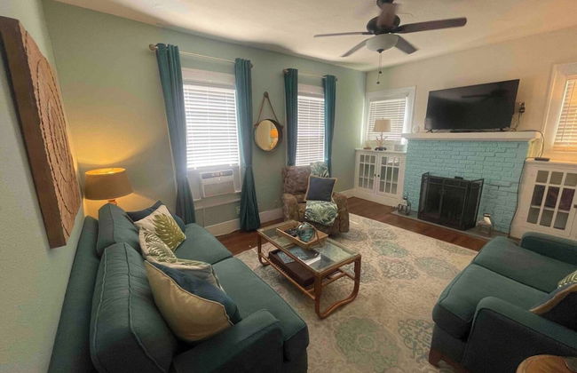 1BR Apartment in Historic Galveston - Photo 16