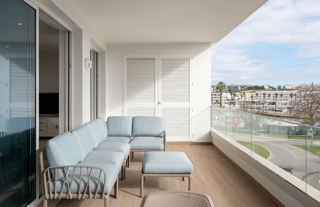 Lagos Marina View 3 With Pool by Homing - Photo 22
