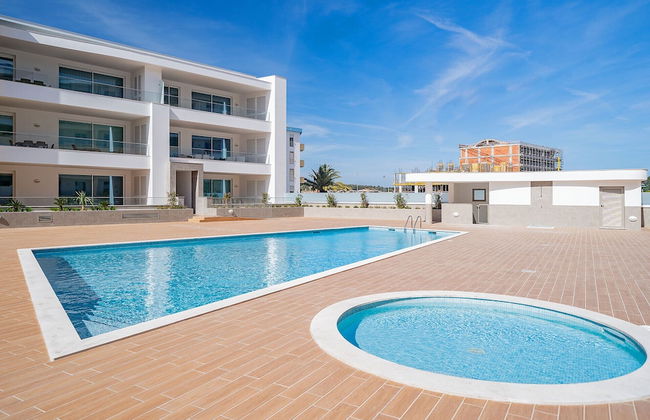 Lagos Marina View 3 With Pool by Homing - Photo 30