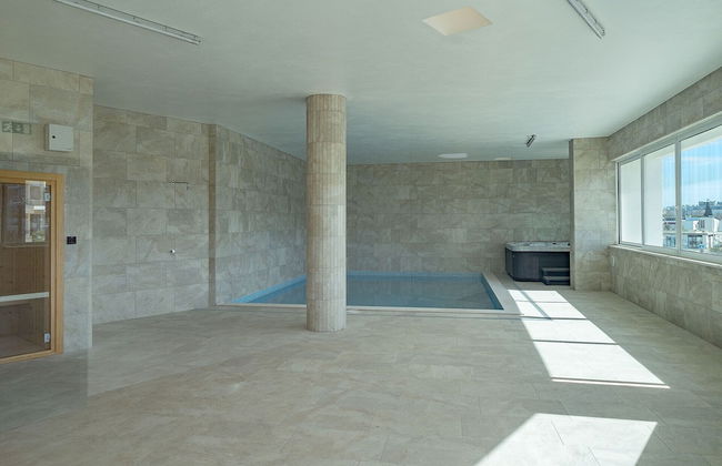 Lagos Marina View 3 With Pool by Homing - Photo 38