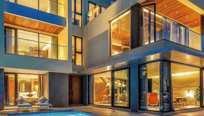 Foto 1 - 5BR Luxury Villa: Elite Services & Privacy