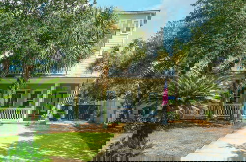 Foto 3 - Shell Yeah by Avantstay Seagrove Pet-friendly Private Pool
