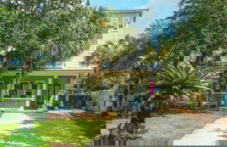 Foto 3 - Shell Yeah by Avantstay Seagrove Pet-friendly Private Pool