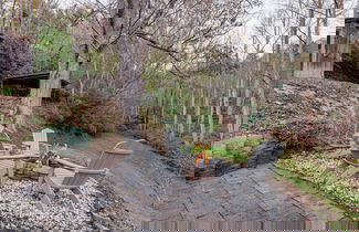 Foto 3 - Artful Craftsman Hot Tub Firepit and Pond Gatlinburg National Parks