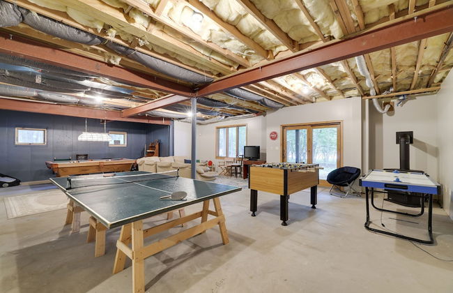 Elk Hollow by Avantstay Lakefront Chalet w Game Room Fire Pit - Foto 6