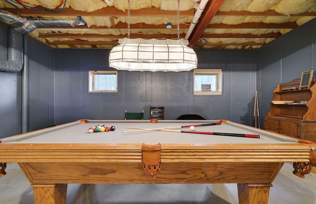 Elk Hollow by Avantstay Lakefront Chalet w Game Room Fire Pit - Foto 7