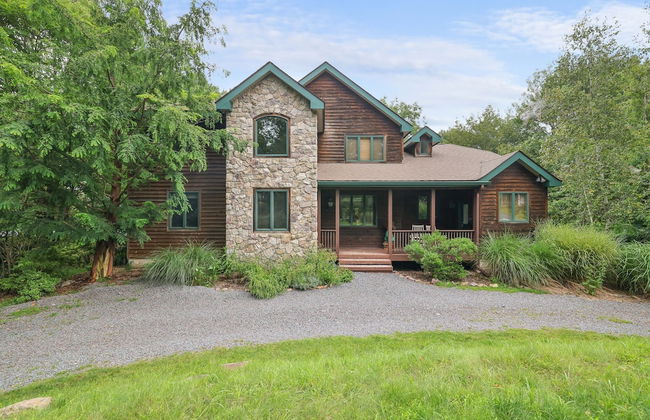 Elk Hollow by Avantstay Lakefront Chalet w Game Room Fire Pit - Foto 58