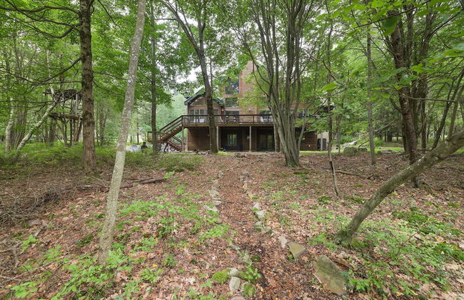 Elk Hollow by Avantstay Lakefront Chalet w Game Room Fire Pit - Foto 50