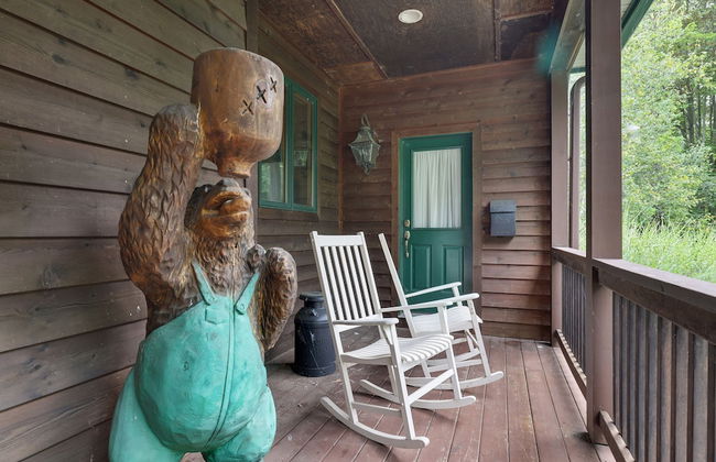 Elk Hollow by Avantstay Lakefront Chalet w Game Room Fire Pit - Foto 52