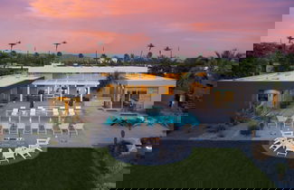 Photo 1 - Polo Villa 3 by Avantstay Features Expansive Putting Green Pool Spa Outdoor Firepit 260328 6 Bedrooms
