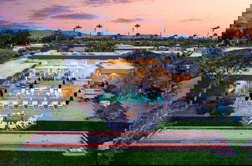 Foto 1 - Polo Villa 5 by Avantstay Outdoor Bocce Ball Fire Pit BBQ Pool Spa 260332 6 Bedrooms