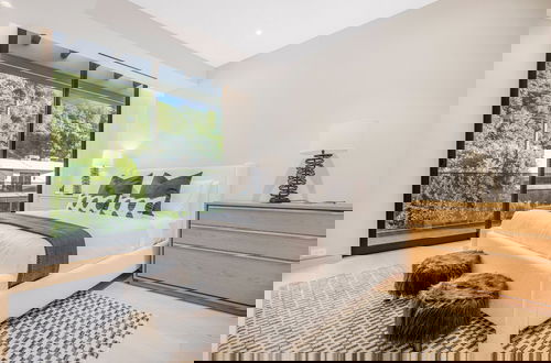 Foto 5 - Hutton Modern