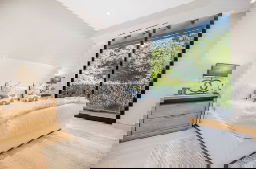 Foto 7 - Hutton Modern