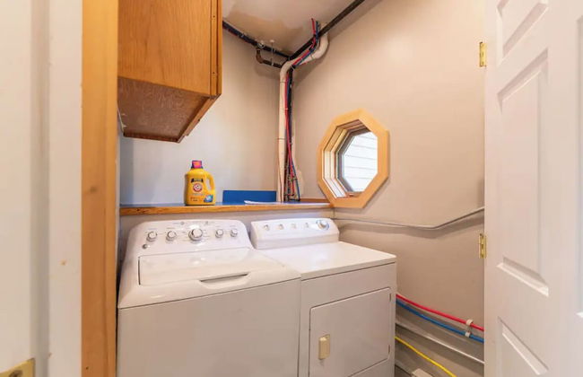 TuckAway Suites at East Branch - Photo 41